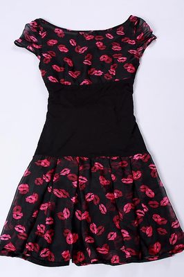 歐美時尚名品全真絲連身裙 奢華與舒適的交織，盡在千尋宜品牌服裝批發網